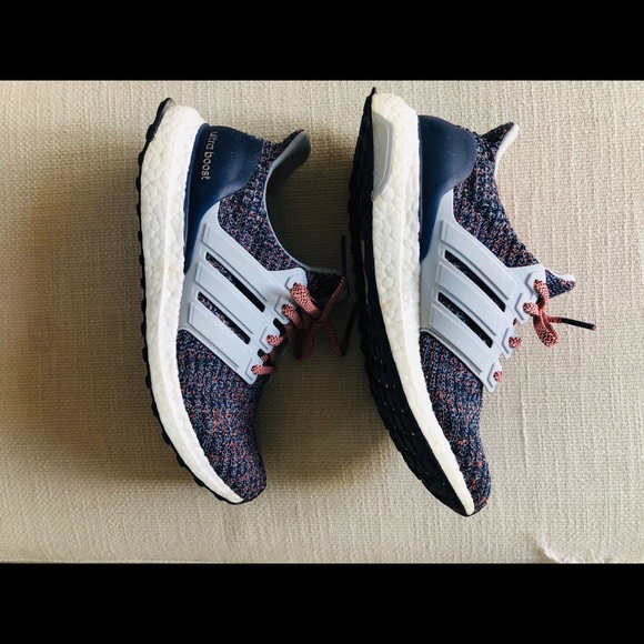 Adidas Ultraboost - Picture 2 of 4